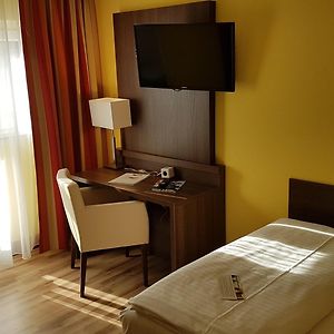 Standard Room with 1 Single Bed